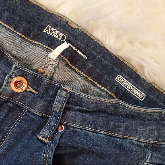 Special A cropped Skinny Distressed Jeans, size 3 Fray low rise - Picture 4 of 7